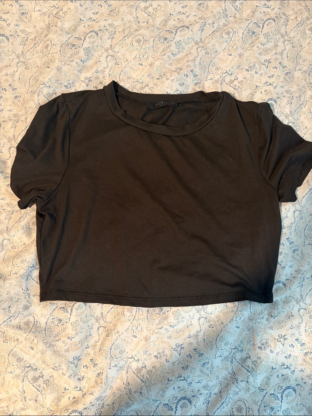 Women's Black Crewneck Crop Top - Casual Essential